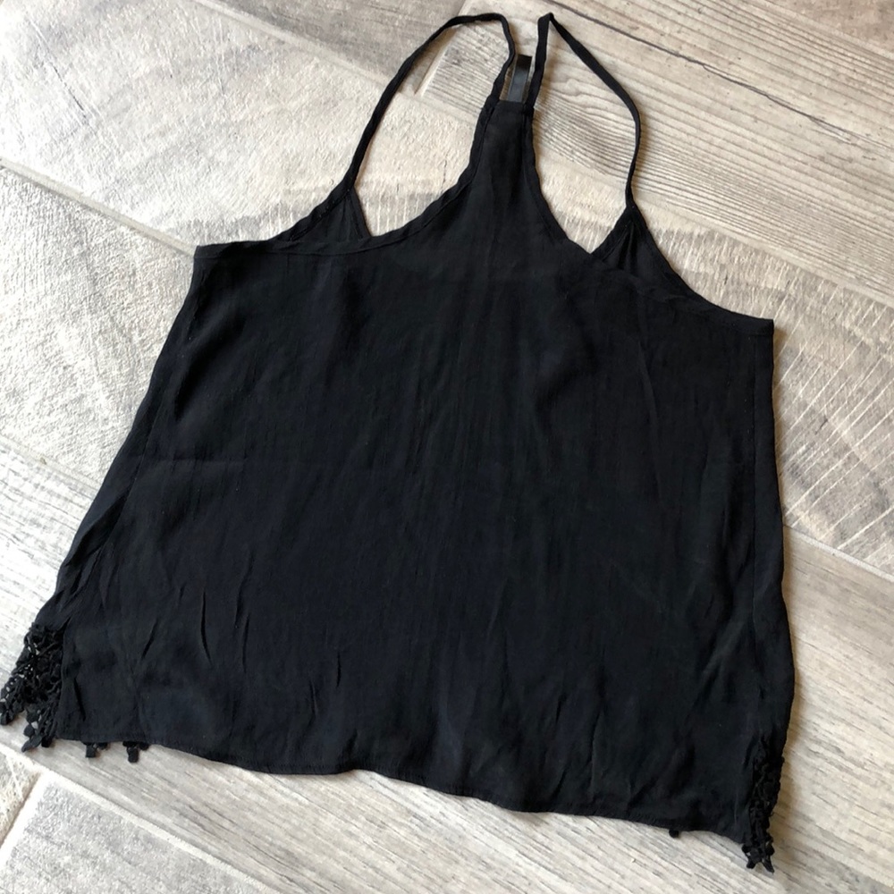 Black flowy Razorback top - Picture 2 of 3